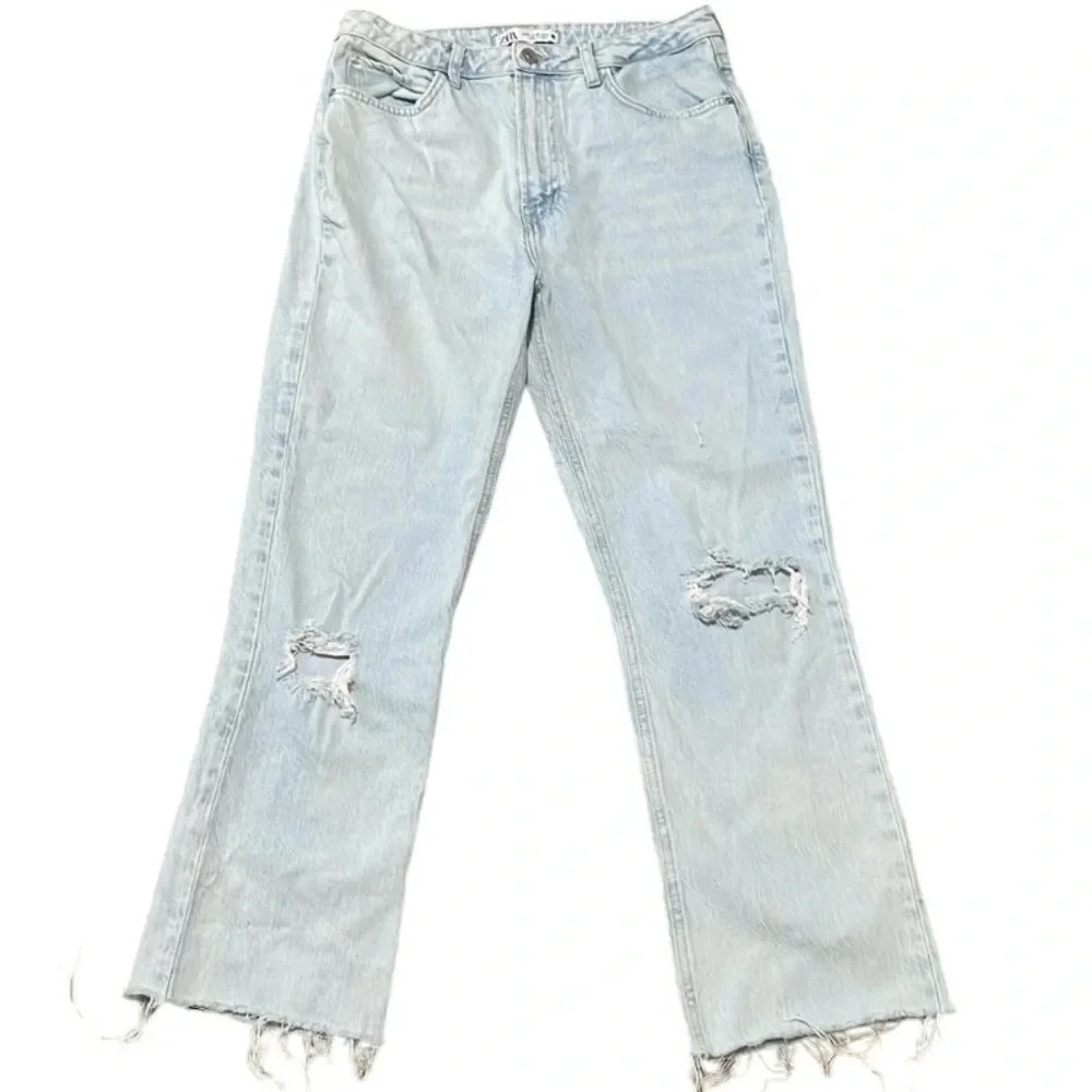Zara straight leg cropped jeans Raw hem Ripped Light Wash Womens size 6